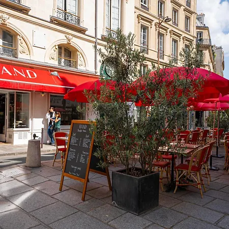 Stylish Flat Close To Louvre & Palais-royal *